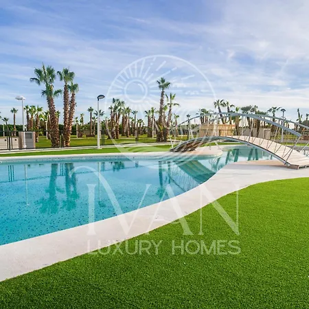 Casa Reynas Ivan Luxury Homes 4ªpta Sur 1ªlinea * Оропеса-дель-Мар